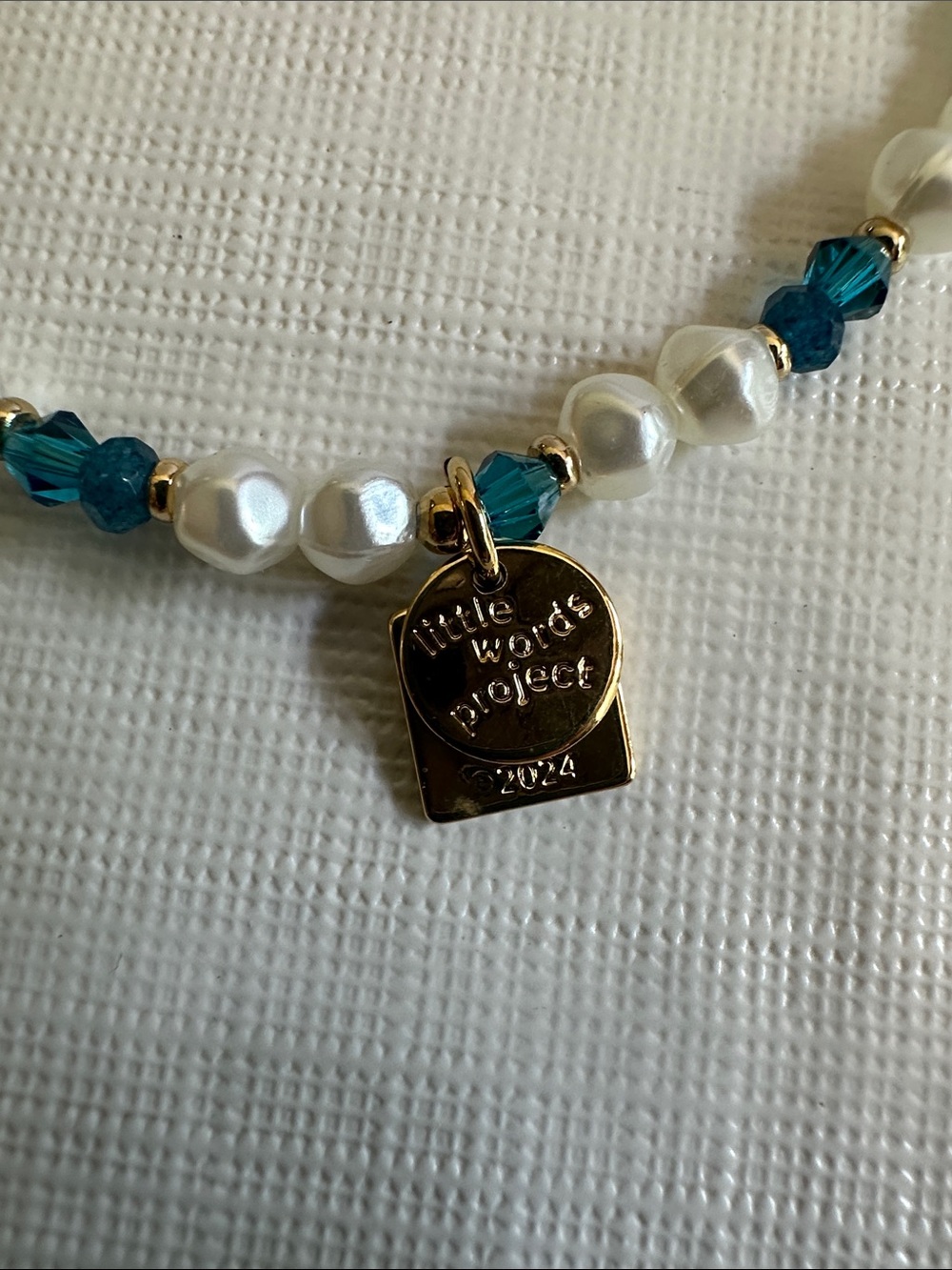 Little Words Project Bridgerton Pearl & Teal Beaded Bracelet Limited Edition LXL - Picture 3 of 6